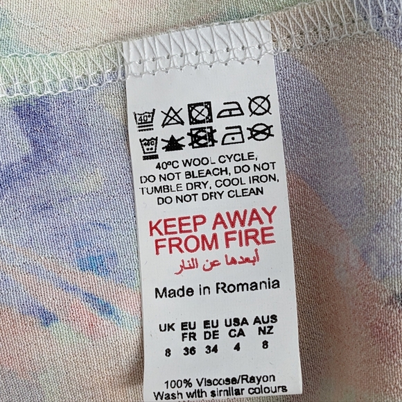 Abstract Printed Button Down Maxi Top - Picture 7 of 9